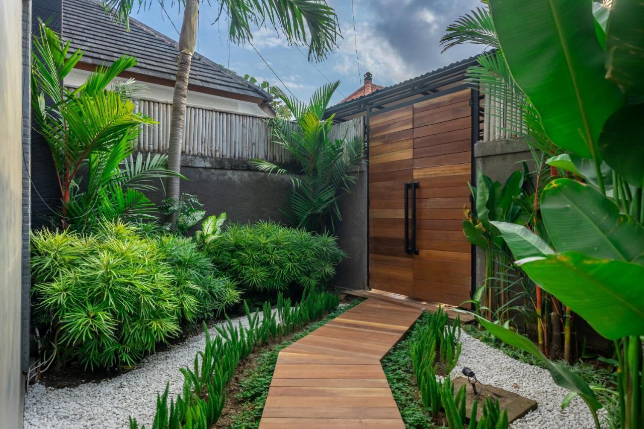 Zenden Wellness Guesthouse Canggu Екстериор снимка